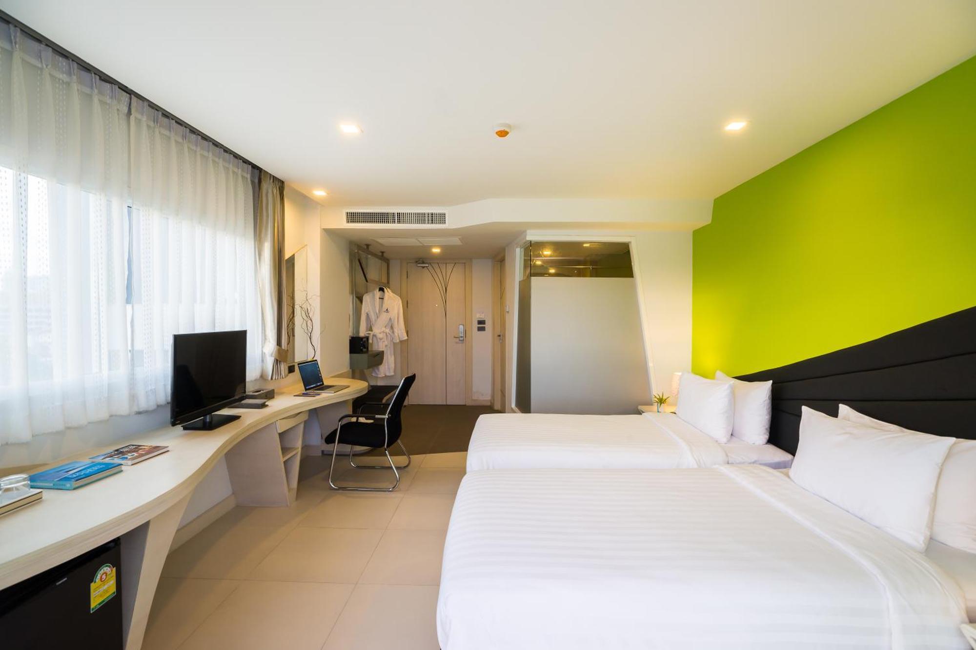 Blue Boat Hotel Jc Pattaya Zewnętrze zdjęcie